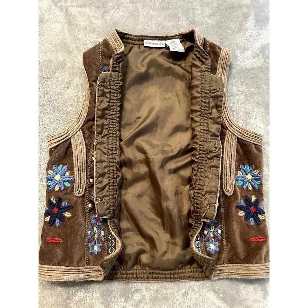 Vintage Whimsical Mary-Kate & Ashley embroidered vest Boho Earthy Storybookcore